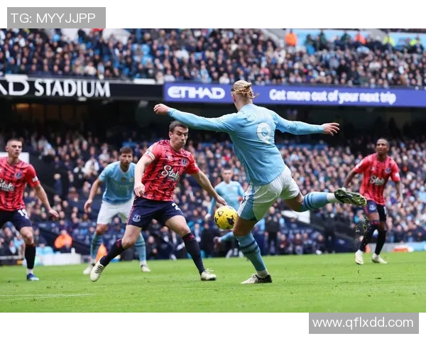 西甲激战：莱比锡与曼城战成平局神奇扑救成比赛亮点