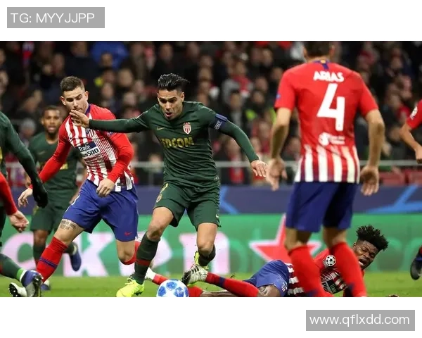 欧联杯精彩对决那不勒斯与本菲卡战成平局乌龙球引发全场狂欢